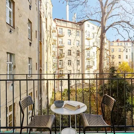 Apartment Friendly In *