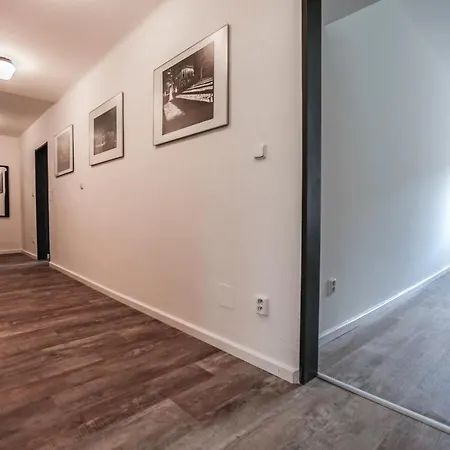 Royal Loft Jeseniova For Families And Groups Apartment Prague