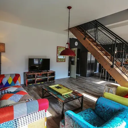 Royal Loft Jeseniova For Families And Groups Apartment *