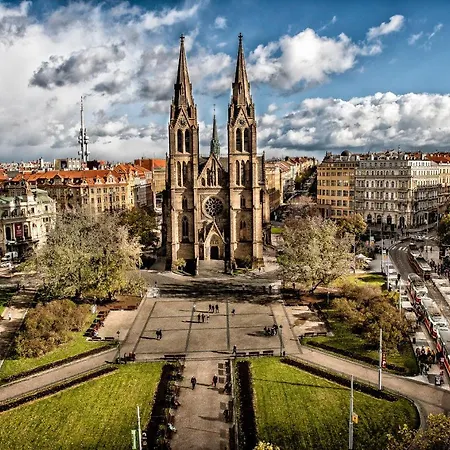 Modern And Huge Apts In Center By Michal&friends Prague