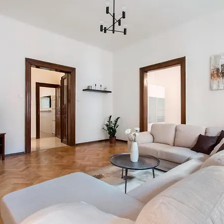 Celetna 23 Apartment *