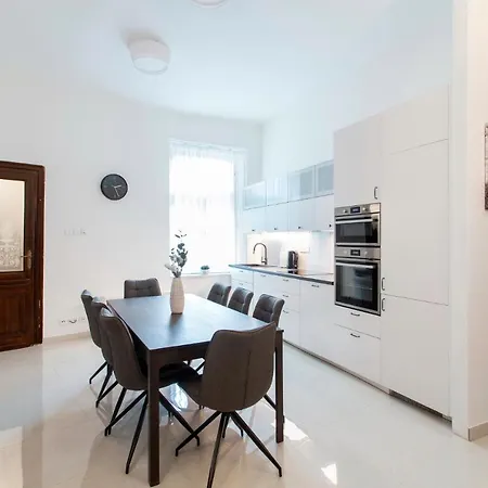 Celetna 23 Apartment