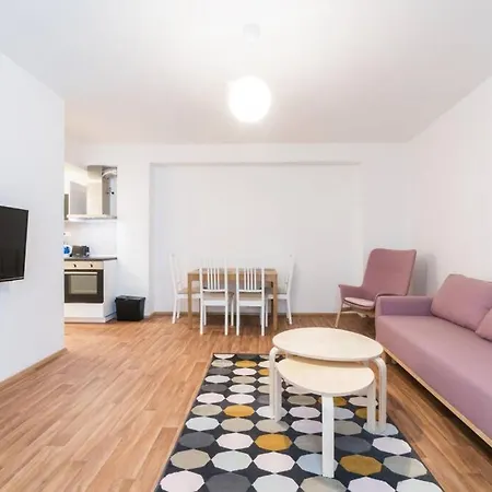 Pink House Apartment *