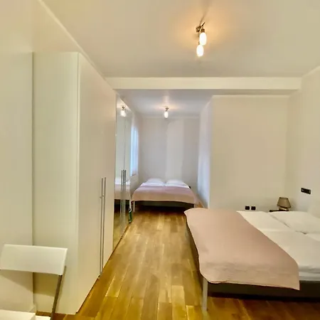 Hotel Life Masna Prague
