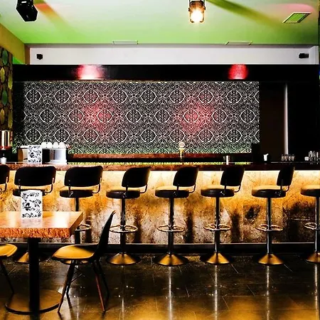 The Icon & Lounge 4* Prague