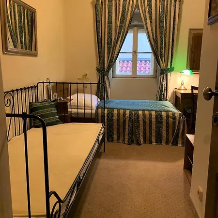 U Schnellu Hotell