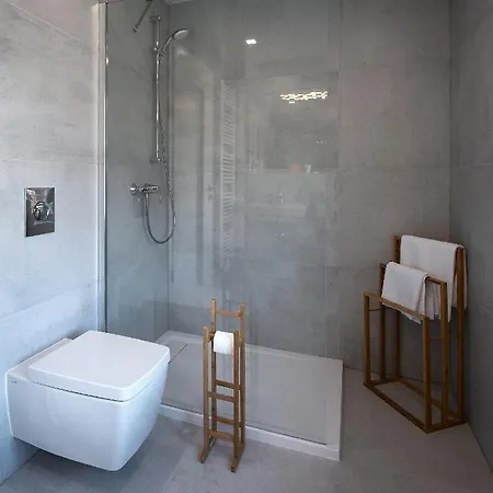 7 Ruzyne Apartment