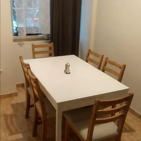 Ruzova Spot Apartment *