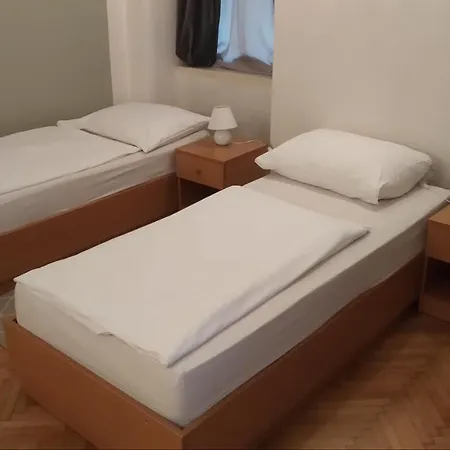 Ruzova Spot Apartment