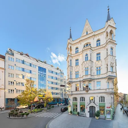 Mosaic House Design Prag