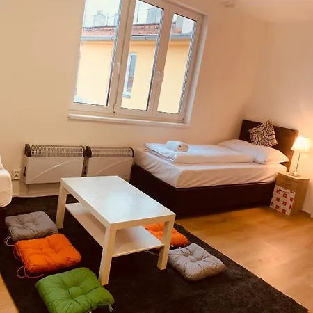 Blue 7 * Prague