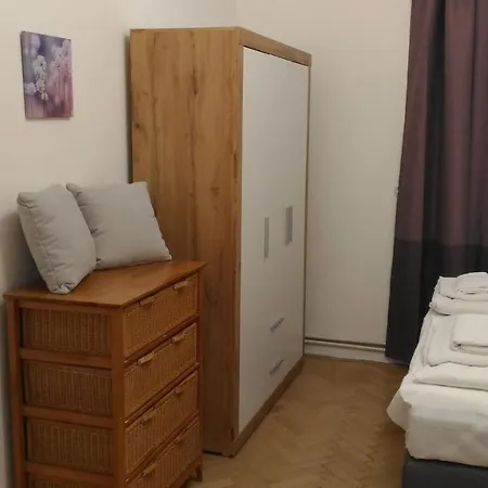 Modern Perlova Apartment *