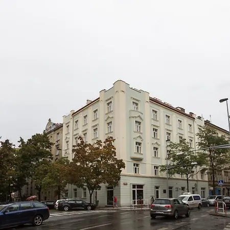 Apartment Friendly In Prague