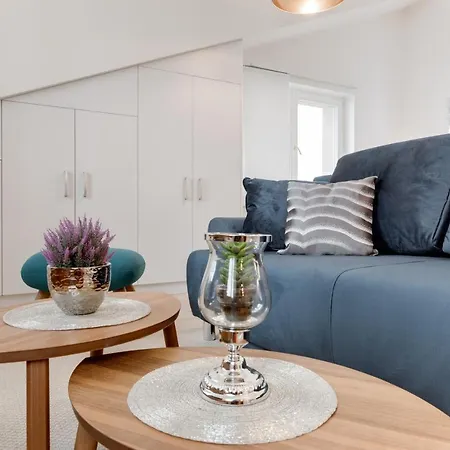 Royal In The Heart Of Apartment