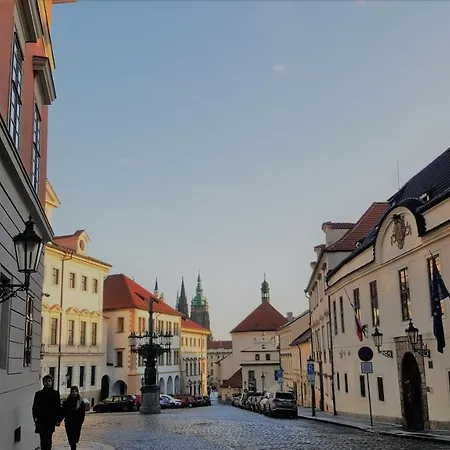 Loretanska * Prague