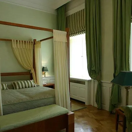 Ventana Szálloda