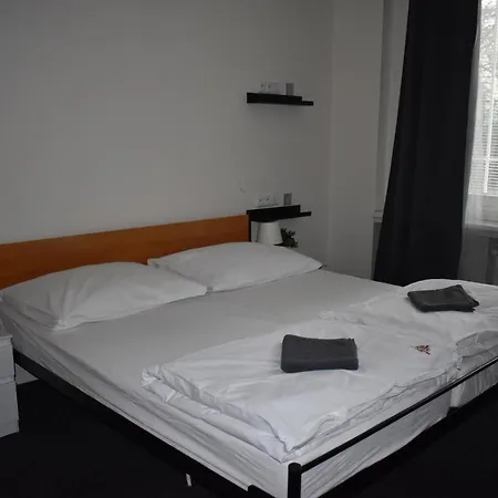 Apartment Apartments Centre *