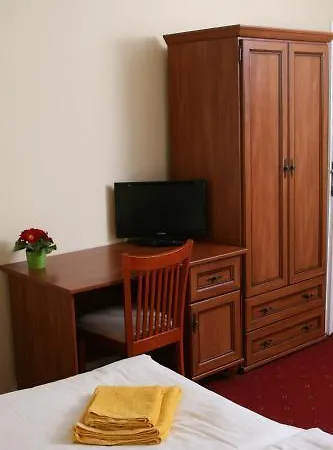 Aaron 3* Praha