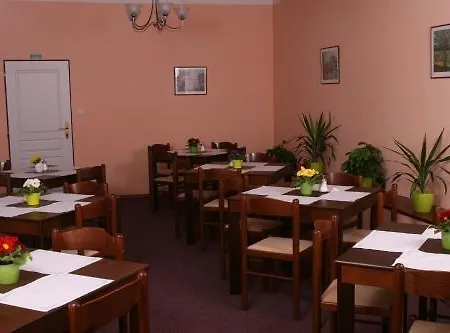 Aaron Hotel 3*