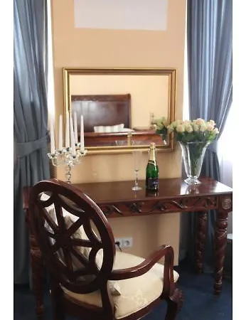 Golden Age Otel Prag