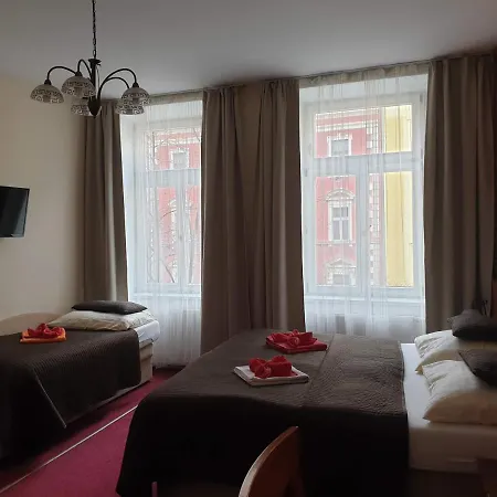Hotel Aaron 3*