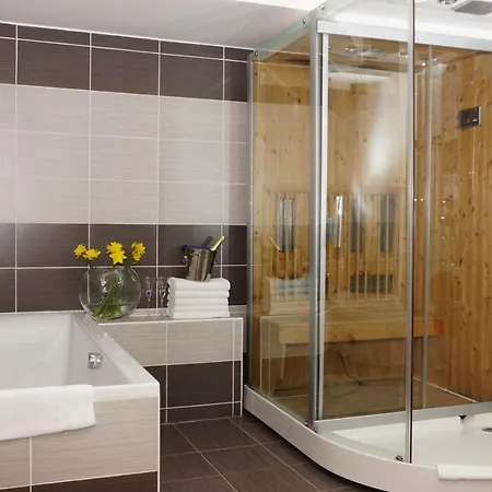 Galaxie Hotel 4*