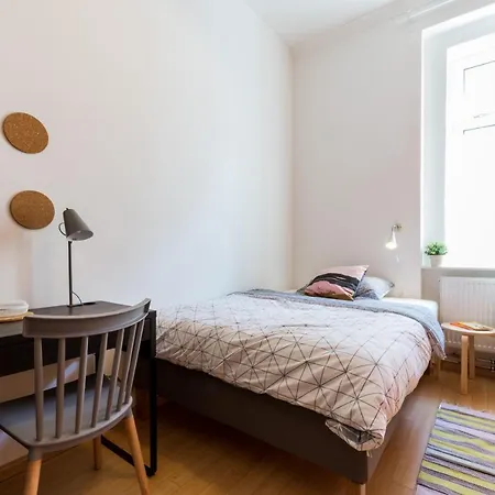 Jeseniova Apartment Prague