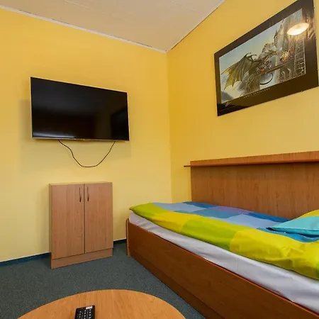 Skolicka 2* Prague