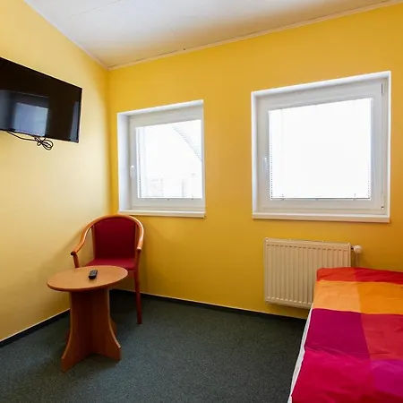 Hotel Skolicka 2*