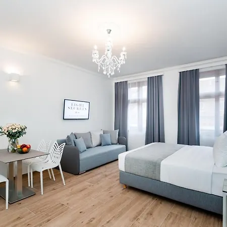 Aparthotel Eight Secrets Boutique By Dwellfort 4*