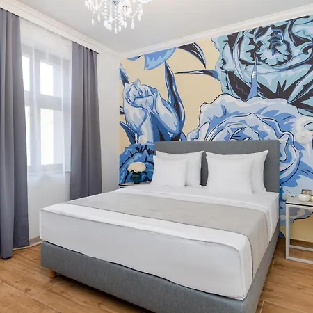 Eight Secrets Boutique By Dwellfort Aparthotel 4*