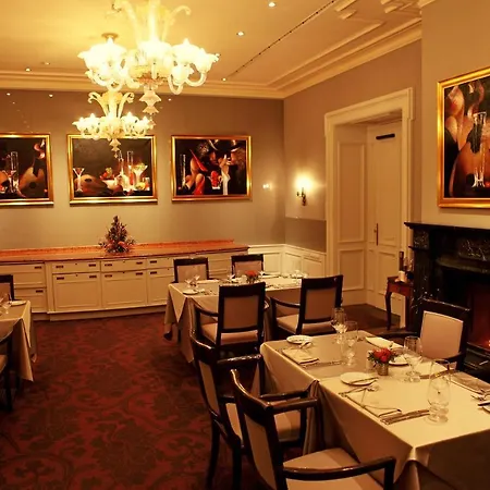 Szálloda Le Palais Art 5*
