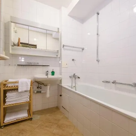 Ruzova Spot Apartment Prague