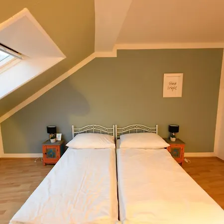 Apartment Ruzova Spot *