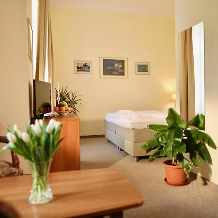 U Semika 3* Prague