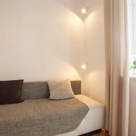 Apartment Friendly In Prague