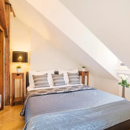 Old Town Square Premium Apart Otel 4*