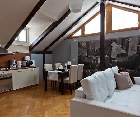 Prague Holiday Apartments 4*