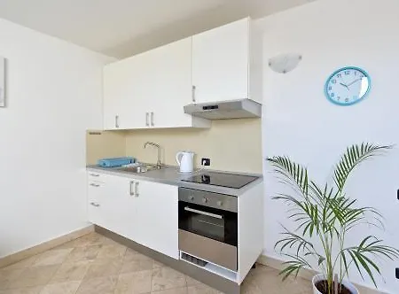 Legerova 33 Hotel Prague