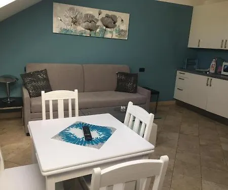 Hotel Legerova 33