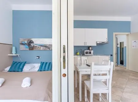Legerova 33 Hotel