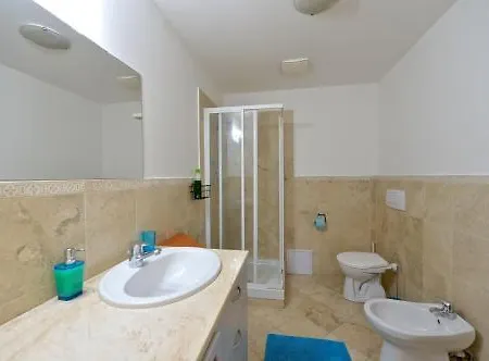 Legerova 33 Hotel