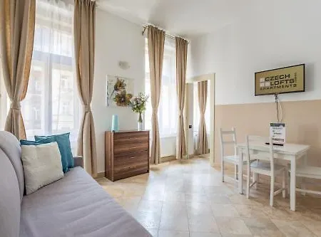 Legerova 33 Hotel 3*