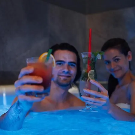 Love hôtel Wellness Relax - Luxusni