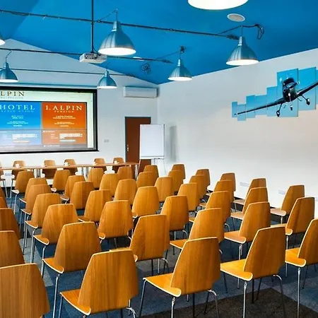 Alpin Avion Hotel Prague