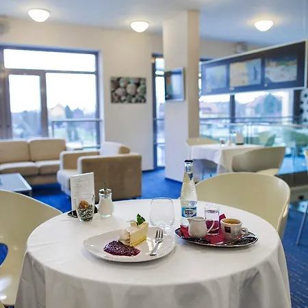 Academic & Congress Centre Hotel Roztoky