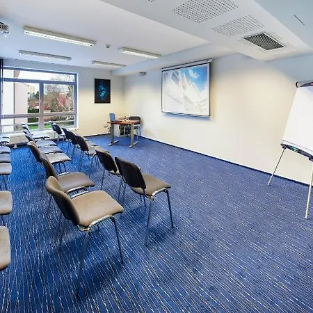 Academic & Congress Centre Hotel