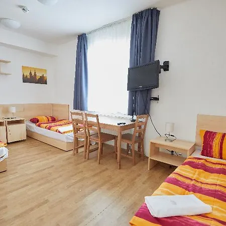 University Hotel Hotel 2*