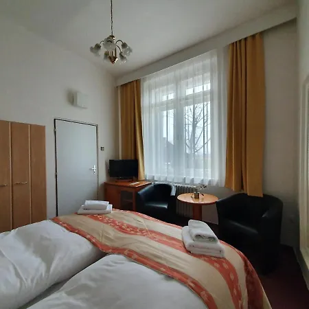Guest house Jana - Domov Mladeze