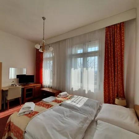Guest house Jana - Domov Mladeze 2*
